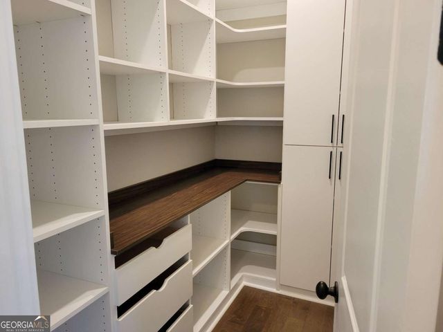 222 Napa Drive, Woodstock, GA 30188