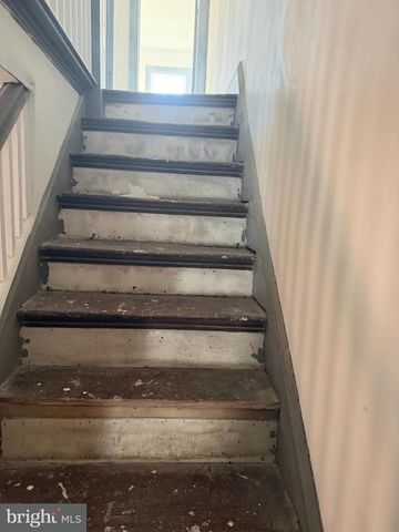 1410 PENNINGTON RD, Trenton, NJ 08618