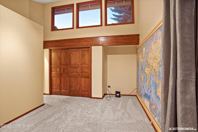 12820 Cumberland Circle, Anchorage, AK 99516