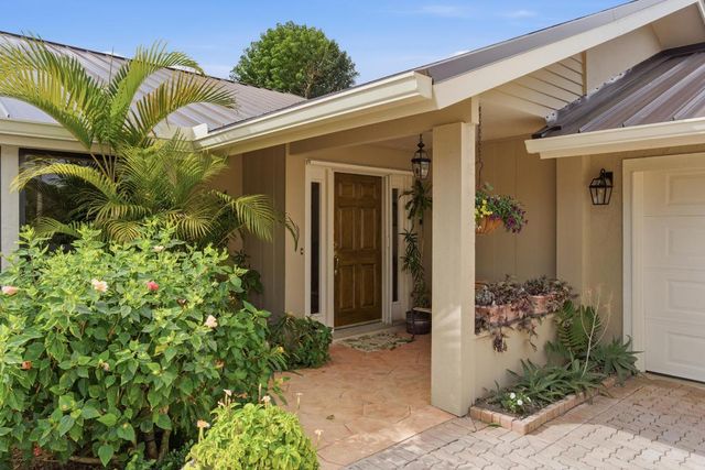 5081 SE Burning Tree Circle, Stuart, FL 34997