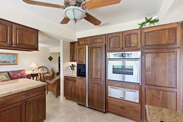 5081 SE Burning Tree Circle, Stuart, FL 34997