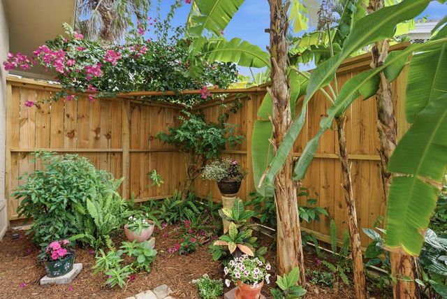 5081 SE Burning Tree Circle, Stuart, FL 34997