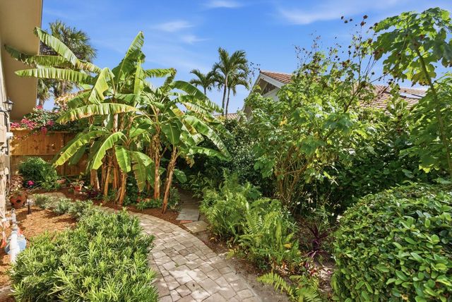 5081 SE Burning Tree Circle, Stuart, FL 34997