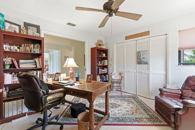 5081 SE Burning Tree Circle, Stuart, FL 34997