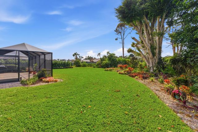 5081 SE Burning Tree Circle, Stuart, FL 34997