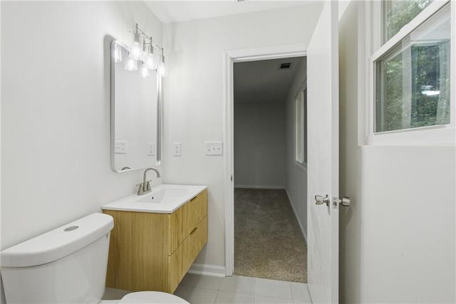 5006 Galbraith Circle, Stone Mountain, GA 30088