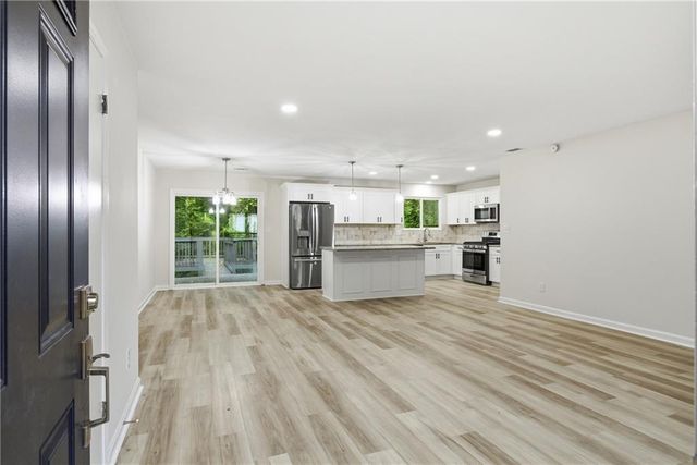 5006 Galbraith Circle, Stone Mountain, GA 30088