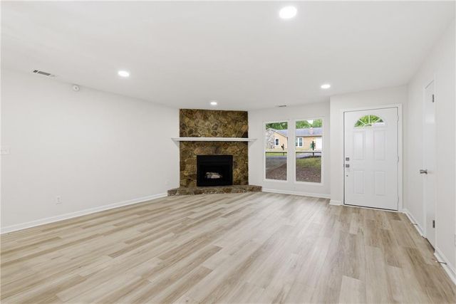 5006 Galbraith Circle, Stone Mountain, GA 30088