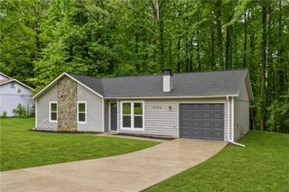 5006 Galbraith Circle, Stone Mountain, GA 30088