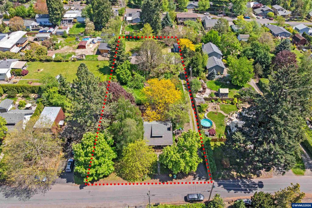 7640 SW 67th Av, Portland, OR 97223
