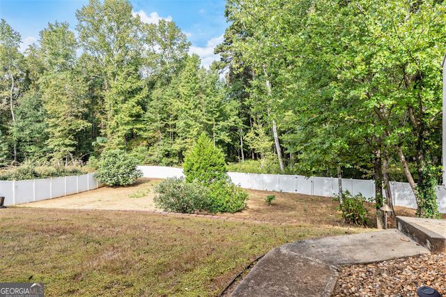 2234 Golden Eagle Drive, Locust Grove, GA 30248