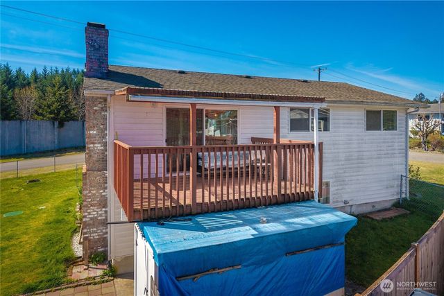 17519 8th Avenue Ct S, Spanaway, WA 98387