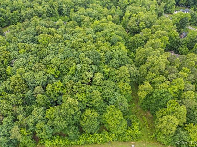 9060 Angels Share Dr, New Kent, VA 23124