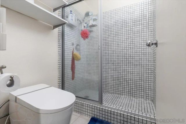 6339 Caminito Del Pastel, San Diego, CA 92111