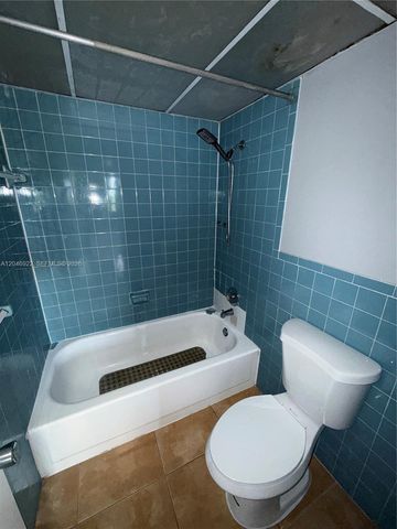 6960 Miami Gardens Drive 2431A, Hialeah, FL 33015