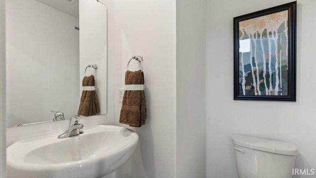 1001 Stuckey Pointe Pass, Fort Wayne, IN 46818