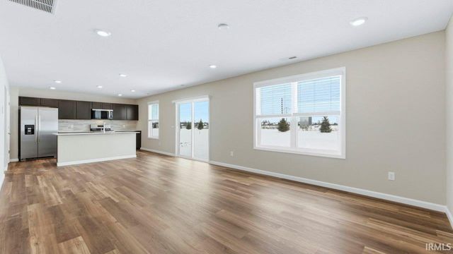 1001 Stuckey Pointe Pass, Fort Wayne, IN 46818