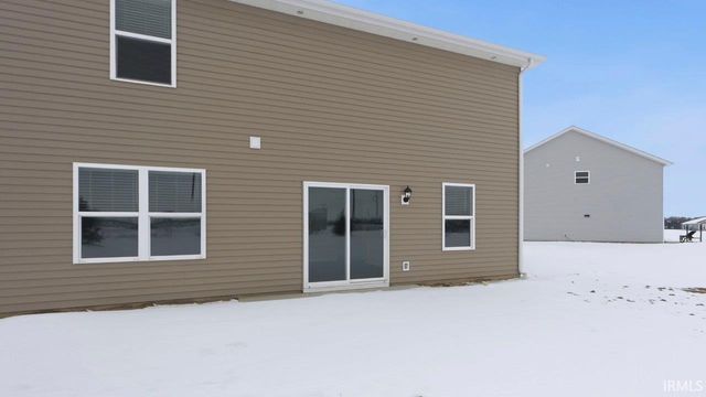 1001 Stuckey Pointe Pass, Fort Wayne, IN 46818