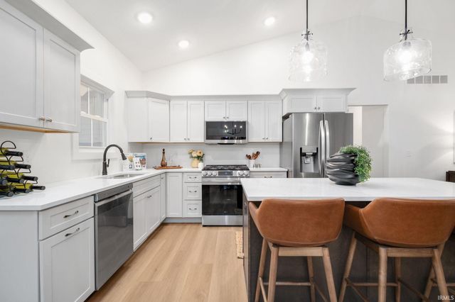 514 Ventura Court, Mishawaka, IN 46544