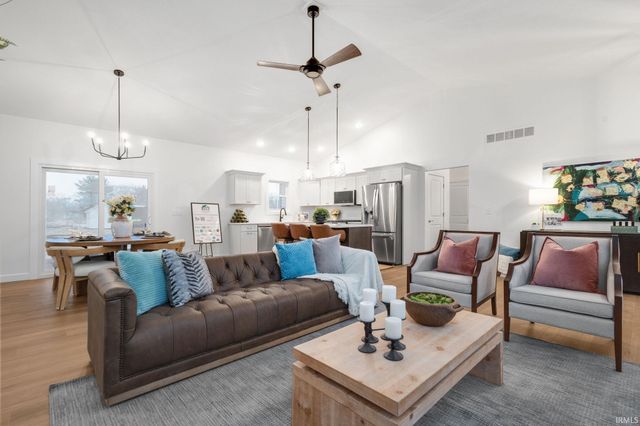 514 Ventura Court, Mishawaka, IN 46544