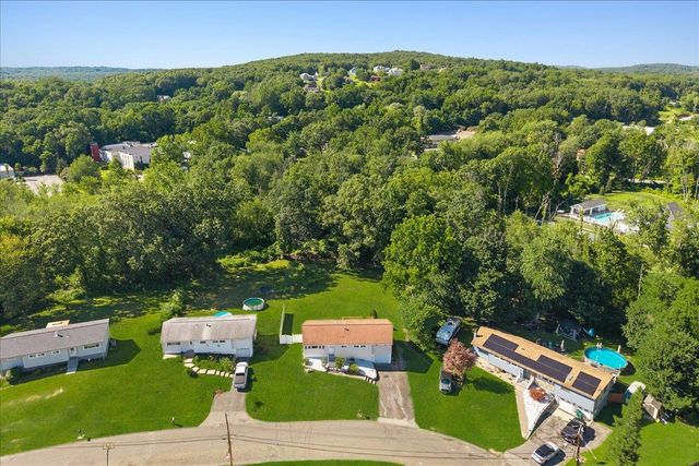 24 Stony Run Road, Newburgh, NY 12550