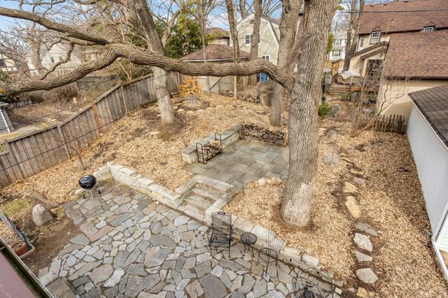 2414 W 54th Street, Minneapolis, MN 55410