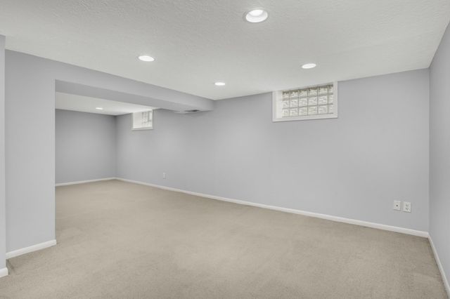 2414 W 54th Street, Minneapolis, MN 55410