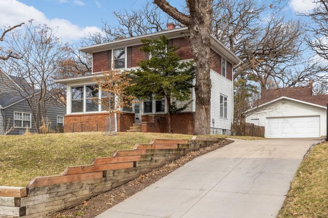 2414 W 54th Street, Minneapolis, MN 55410