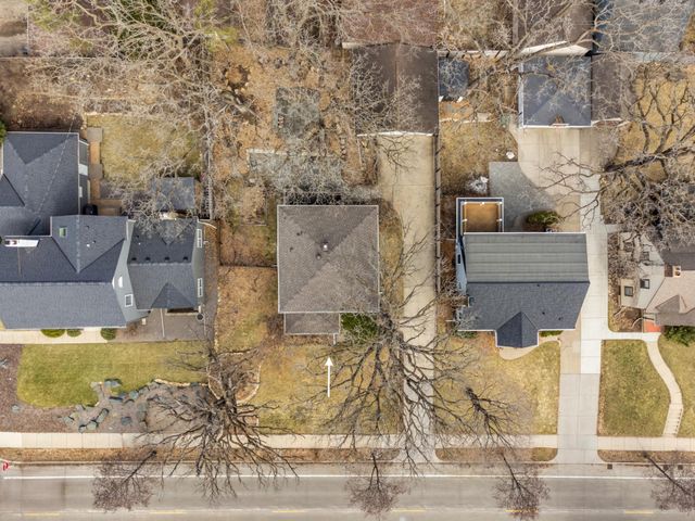 2414 W 54th Street, Minneapolis, MN 55410