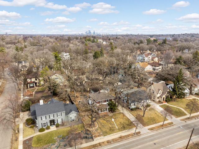 2414 W 54th Street, Minneapolis, MN 55410