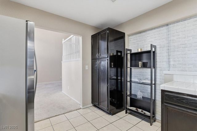 8252 Illusion Court, Las Vegas, NV 89145