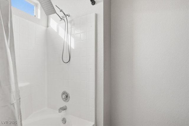 8252 Illusion Court, Las Vegas, NV 89145