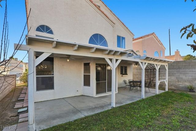 8252 Illusion Court, Las Vegas, NV 89145