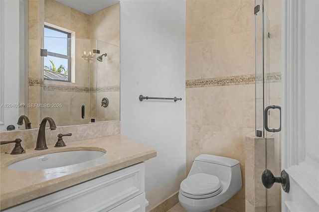 2561 Trapp Ave, Miami, FL 33133