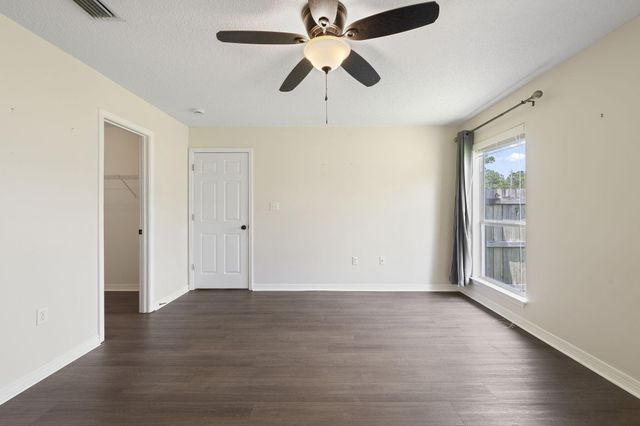 7221 Broadmoor Street, Navarre, FL 32566