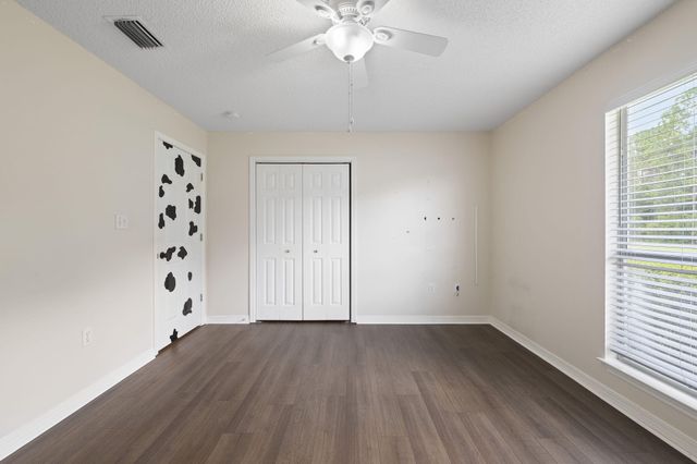 7221 Broadmoor Street, Navarre, FL 32566