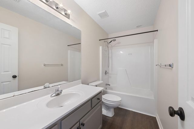 7221 Broadmoor Street, Navarre, FL 32566
