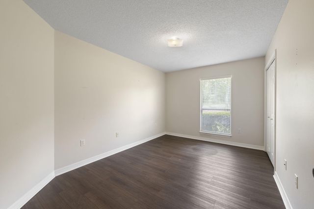 7221 Broadmoor Street, Navarre, FL 32566