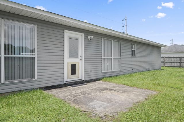 7221 Broadmoor Street, Navarre, FL 32566