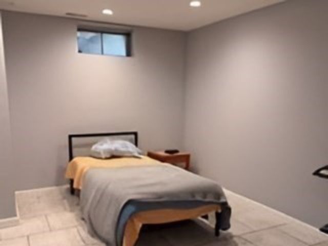 165 Wellman Ave 165, Chelmsford, MA 01863
