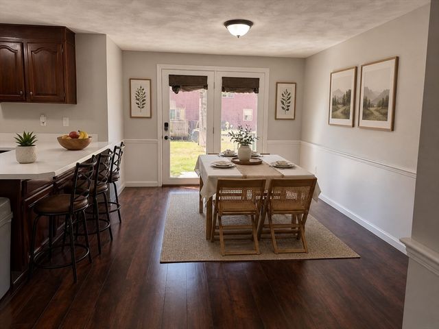 165 Wellman Ave 165, Chelmsford, MA 01863