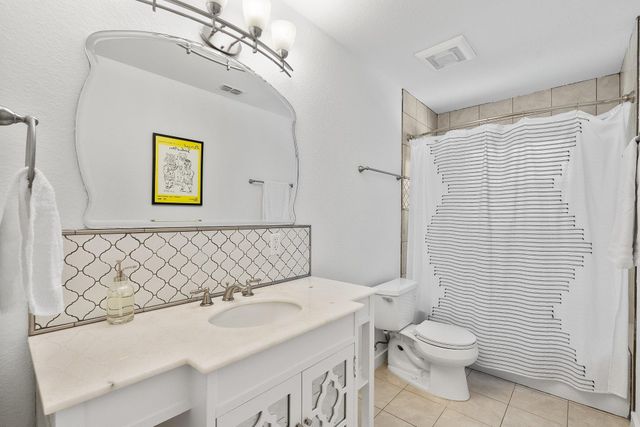 1804 Wildrose DR, Austin, TX 78721