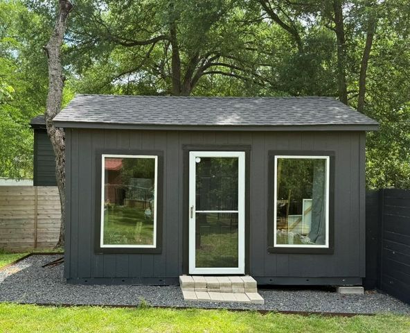 1804 Wildrose DR, Austin, TX 78721