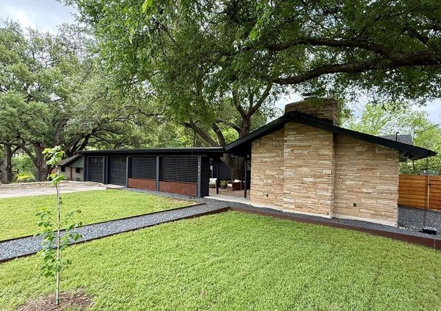 1804 Wildrose DR, Austin, TX 78721