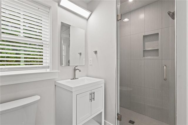 184 W Jarrard Street, Cleveland, GA 30528
