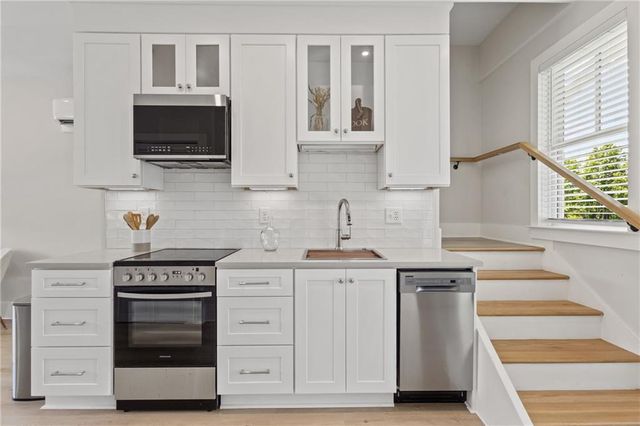 184 W Jarrard Street, Cleveland, GA 30528
