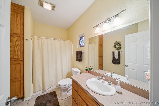 6628 N 427 Road, Chelsea, OK 74016