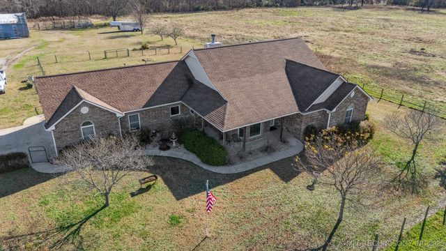 6628 N 427 Road, Chelsea, OK 74016