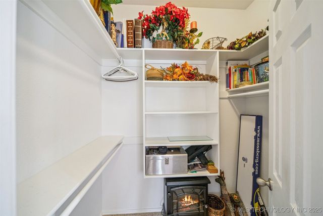 6628 N 427 Road, Chelsea, OK 74016