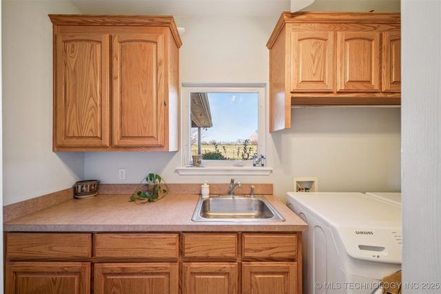 6628 N 427 Road, Chelsea, OK 74016